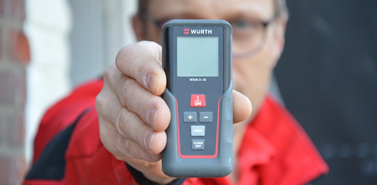 Hoe werkt een laser afstandsmeter?